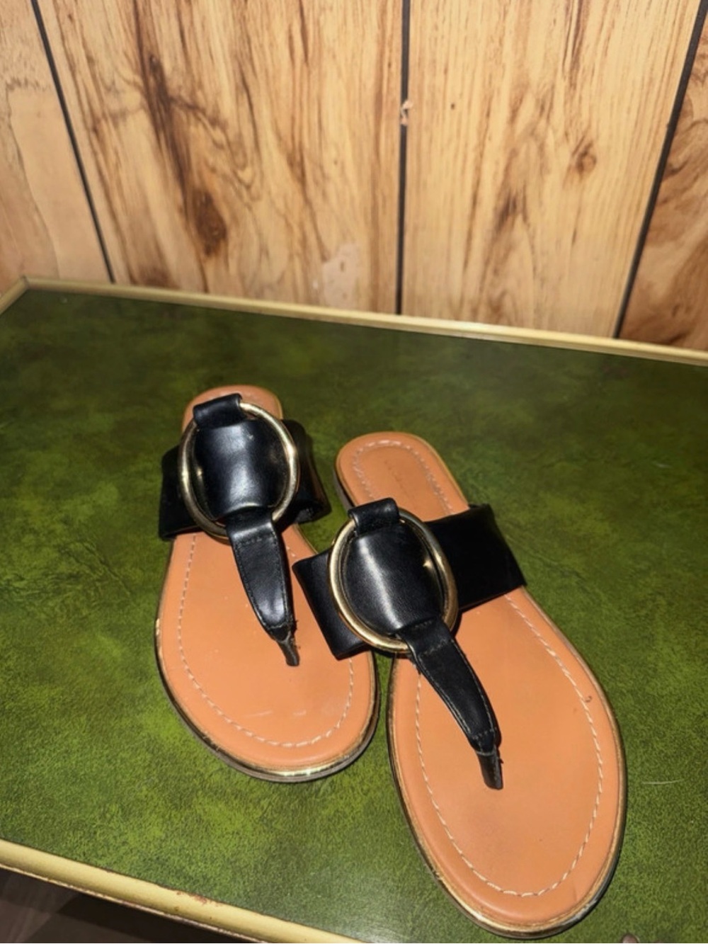 Liz Claiborne Black Thong Sandals with Gold Ring Detail
